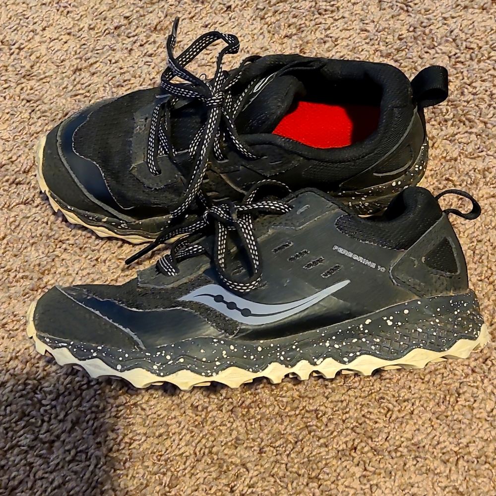 Saucony Size 12.5 Black & Grey hikers